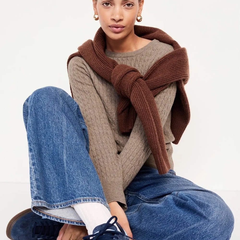 Women's Brown and Tan Sweater